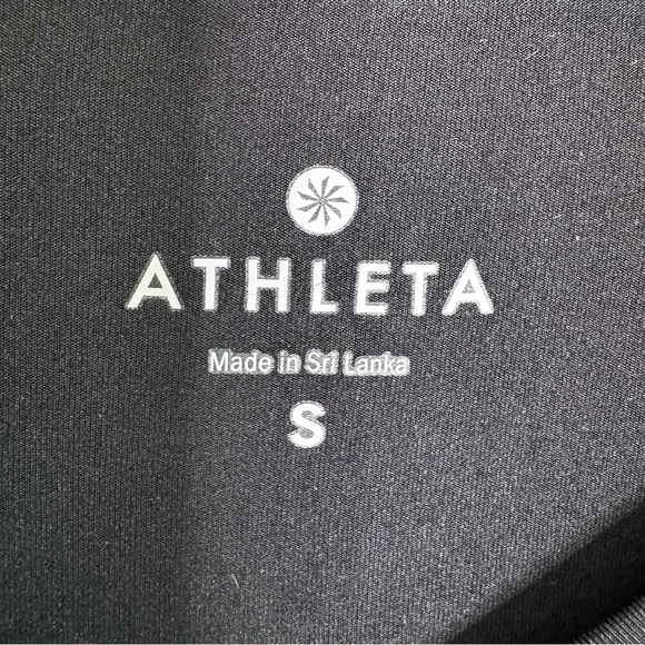 ATHLETA Mesh Sleeve Stealth Athletic Top with Thumbholes Black Size S - Picture 11 of 12
